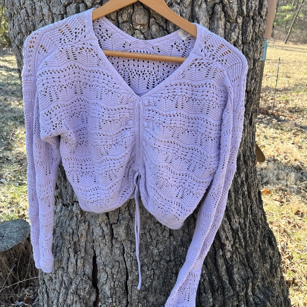 ⭐️Jessica Simpson Cropped Sweater in size S